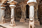 Mamallapuram - Tamil Nadu. The Varaha mandapa. 